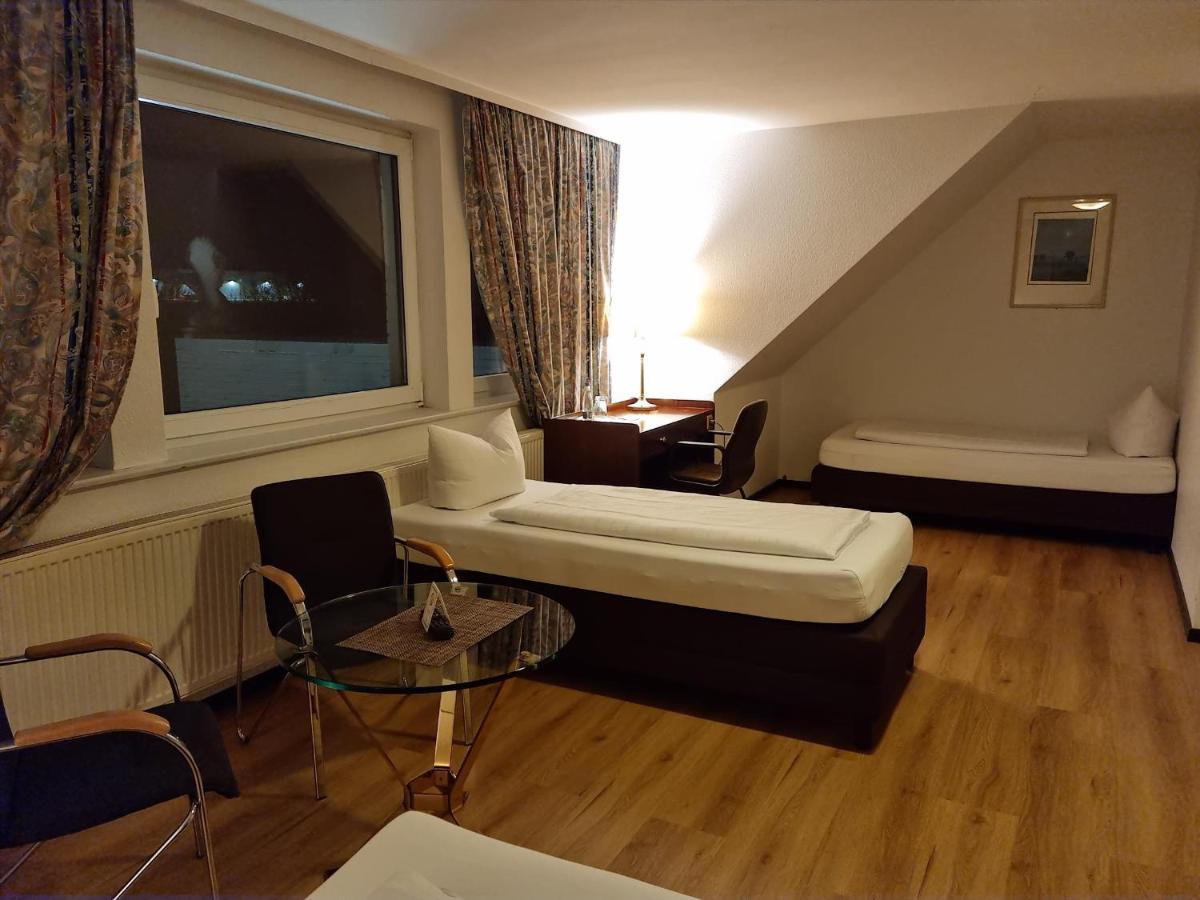 Erbenholz Hotel Laatzen Esterno foto