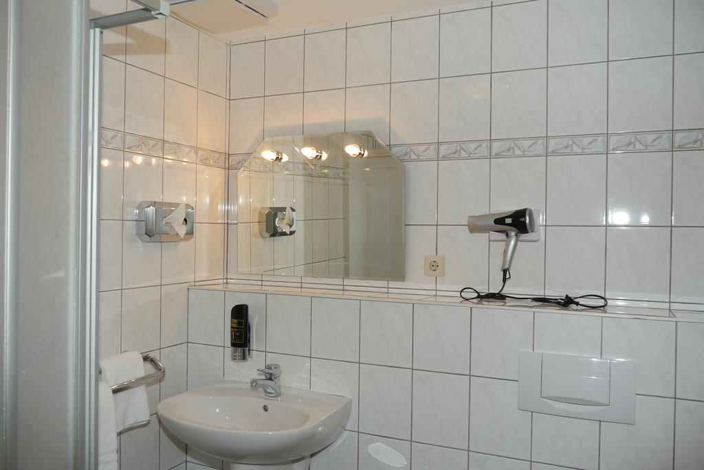 Erbenholz Hotel Laatzen Camera foto